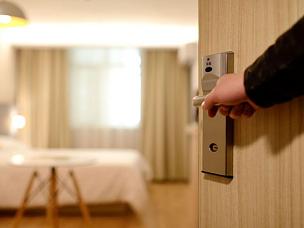 Собственники гостиниц обязаны оборудовать не менее одного номера с условиями для лиц с инвалидностью