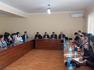 В городе Нукус состоялся открытый диалог с субъектами предпринимательства